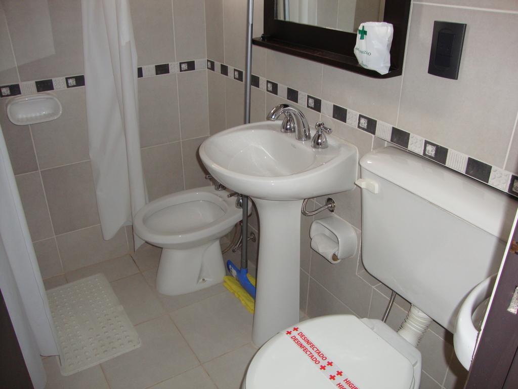 Hotel Euzko Alkartasuna Macachín Kültér fotó
