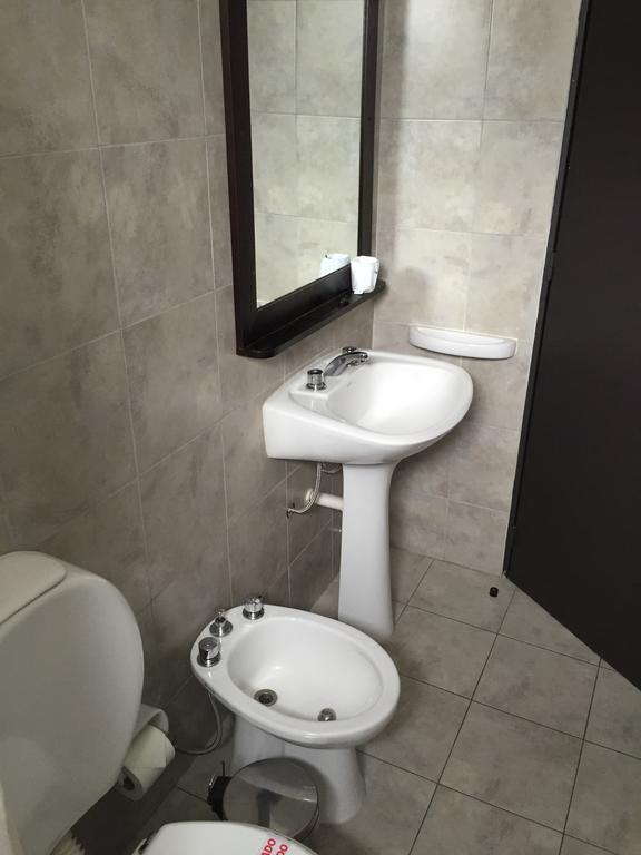 Hotel Euzko Alkartasuna Macachín Kültér fotó