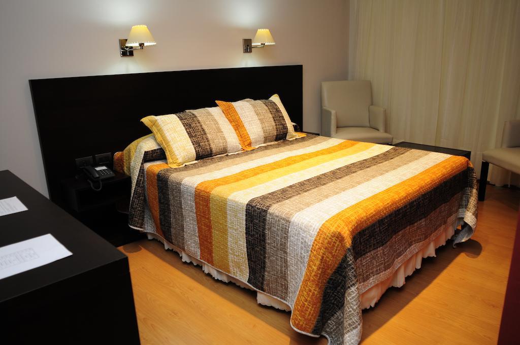 Hotel Euzko Alkartasuna Macachín Szoba fotó
