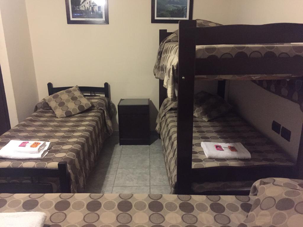 Hotel Euzko Alkartasuna Macachín Kültér fotó
